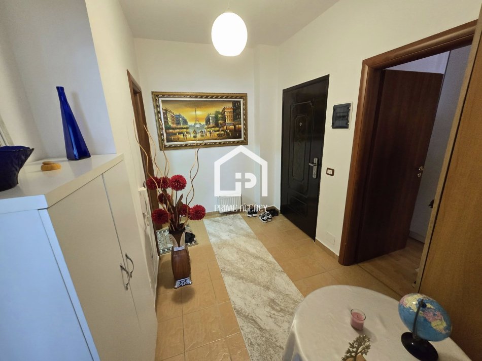 SHITET: Apartament 1+1/POGRADEC/_CAPRI CENTER