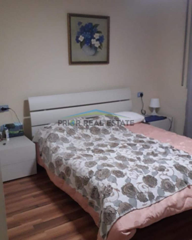 Tirane, shitet apartament 1+1 Kati 3, 62 m² 140.000 € (Materniteti i ri, Brryl)