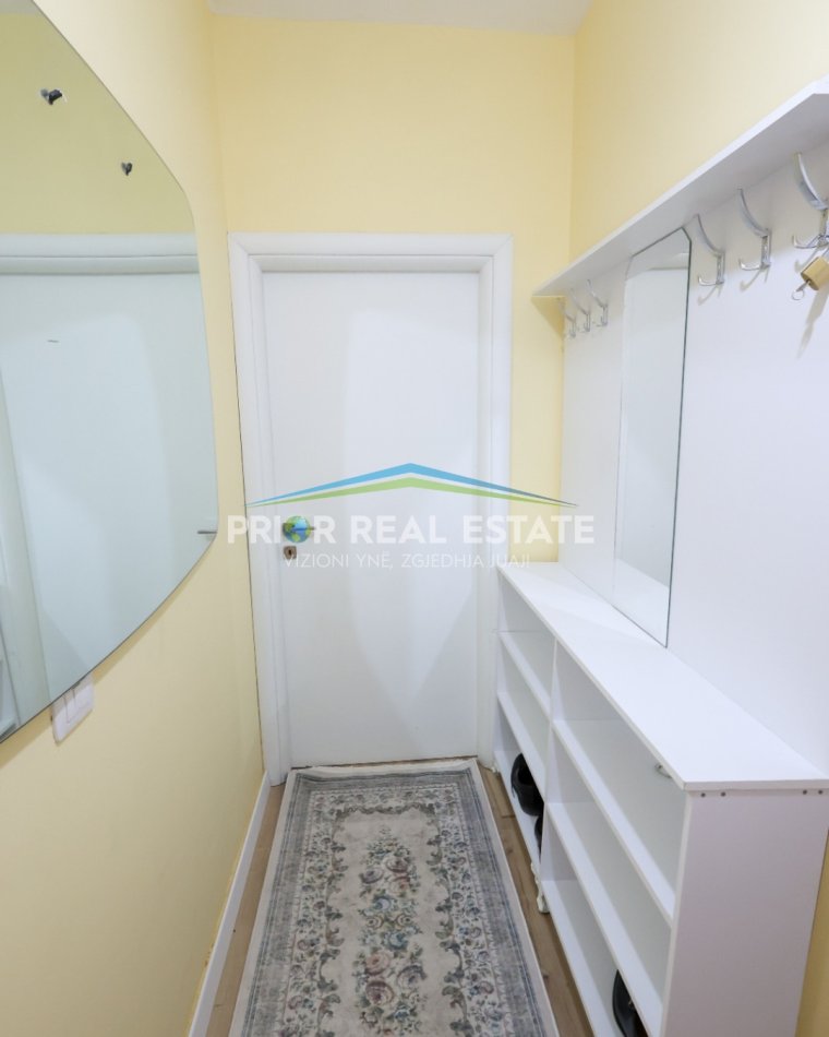Tirane, jepet me qera apartament 1+1 Kati 4, 52 m² 300 € Fresk ,Rruga Ramazan Gaxherri