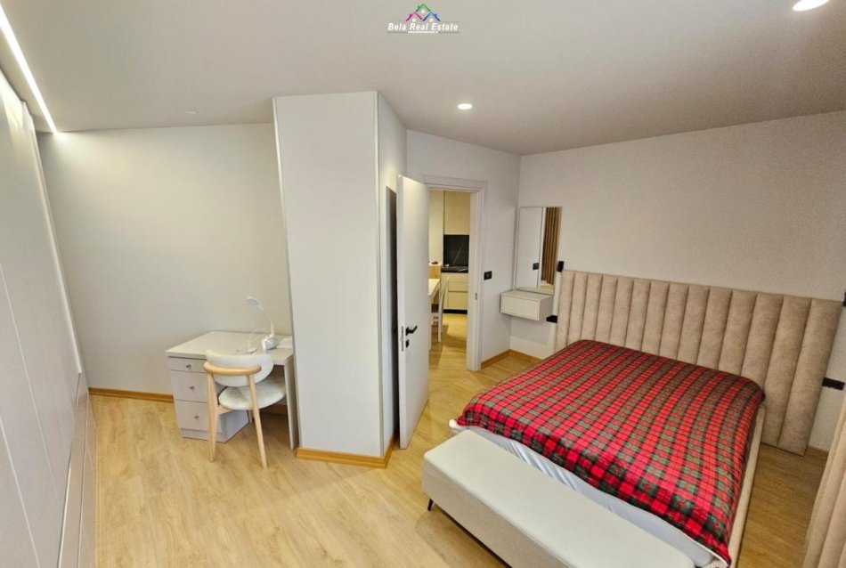 Tirane, jepet me qera apartament 1+1 Kati 4, 75 m² 830 € (vasil shanto)