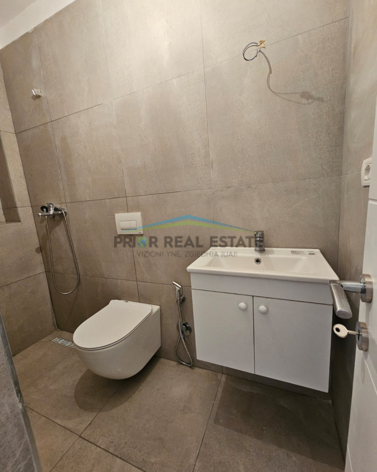 Tirane, shitet garsonier Kati 4, 31 m² 93.000 € (te Dollari)