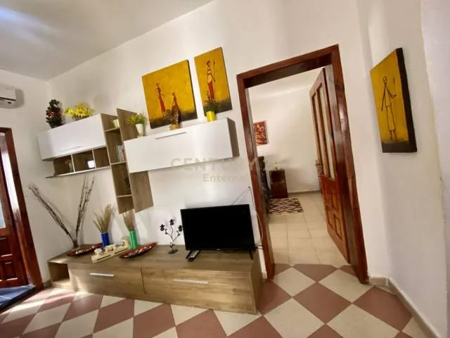 Tirane, jap me qera apartament 1+1 Kati 2, 50 m² 480 Euro (abdyl frasheri)