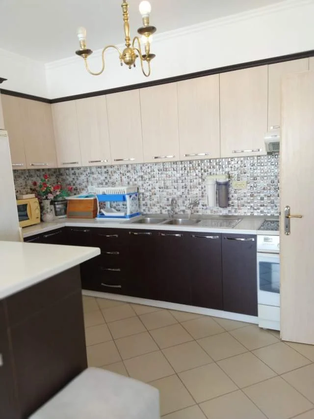 Tirane, jepet me qera apartament 2+1+BLK Kati 8, 105 m² 40.000 Leke (Rexhep Shala)