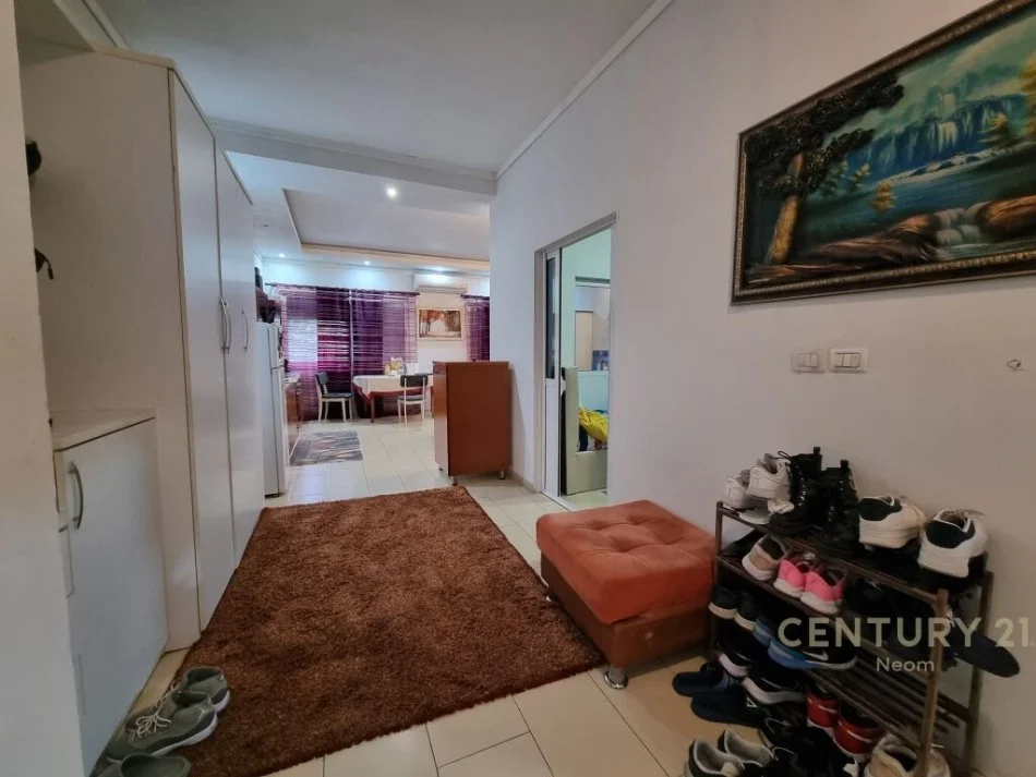 APARTAMENT 2+1 PER SHITJE PRANE ISH UNIVERSITETIT EUROPIAN❗️