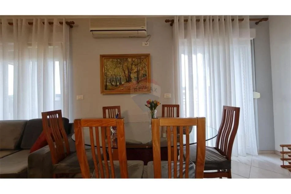 Tirane, shitet 2+1 Kati 6, 157 m² 450,000 € (Myslym Shyri - Shallvaret)