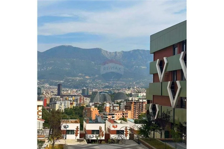 Tirane, shitet apartament 3+1 Kati 3, 154 m² 225,000 € (Rezidenca Kodra e Diellit - British School)