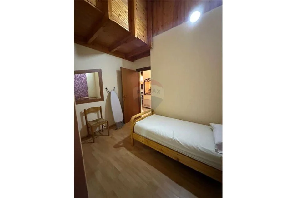 Durres, shitet Vile 2 Katshe , 237 m² 320.000 € (FSHATI TURISTIK QERRET)