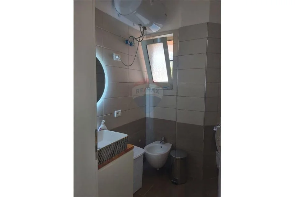 Tirane, shitet apartament 2+1 Kati 6, 115 m² 114.000 € (Fresk - Rruga e Thesarit)