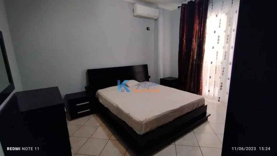 Tirane, jepet me qera apartament 1+1 Kati 5, 89 m² 750 € (sheshi Wilson, afer postes nr.8)