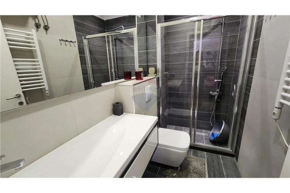 Tirane, jepet me qera apartament 2+1 Kati 3, 105 m² 700 € (Hamdi Garunja - Liqeni i thate)