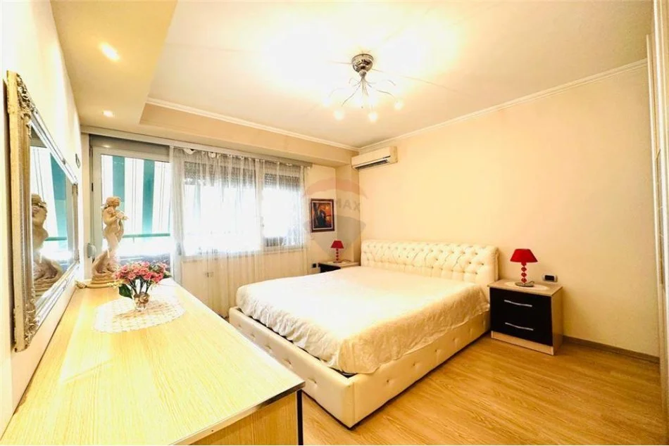 Tirane, shitet apartament 2+1 Kati 7, 78 m² 180.000 € (Kompleksi Halili - Rruga e Dibrës)