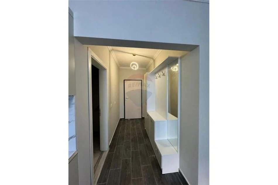 Shqiperi, shitet apartament 1+1 Kati 4, 69 m² 90.000 € (Pishat e Buta - Golem)