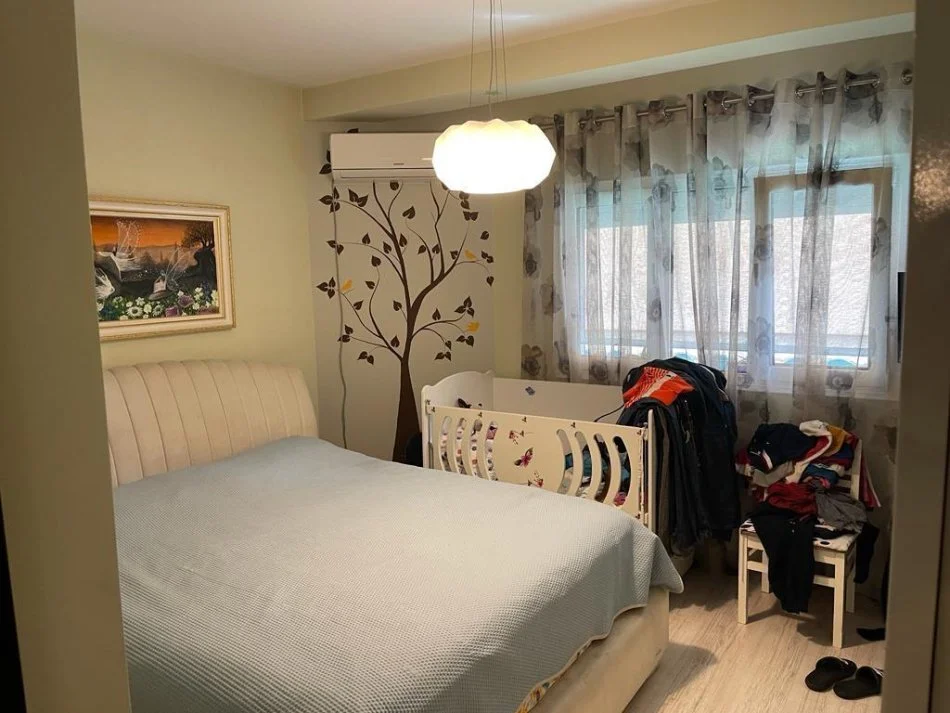 Tirane, shitet apartament 2+1 Kati 3, 128 m² 297.000 € (Myslym Shyr, te fusha e tenisit)