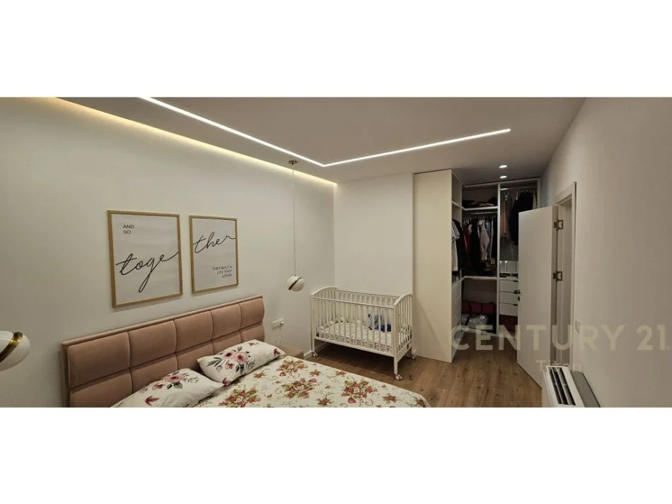 Tirane, jepet me qera apartament 2+1 Kati 6, 91 m² 750 € 
