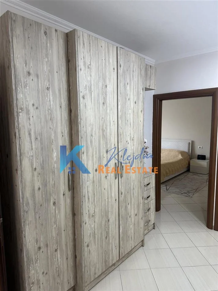 Tirane, jepet me qera apartament 1+1 Kati 2, 65 m² 400 € (Rruga e Dibres, afer Shkolles se Bashkuar)