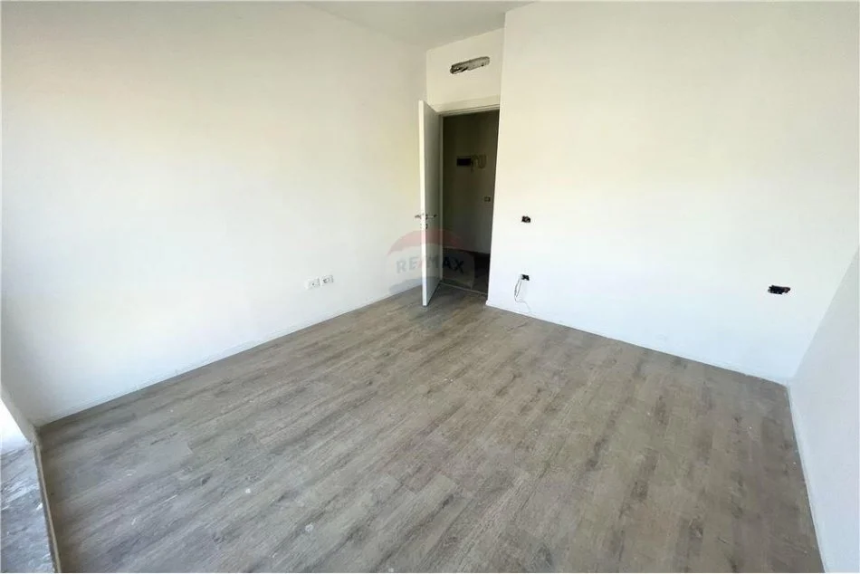 Tirane, shitet apartament 1+1 , 63 m² 102.500 € (Rruga Xhanfize Keko - Xhamlliku)