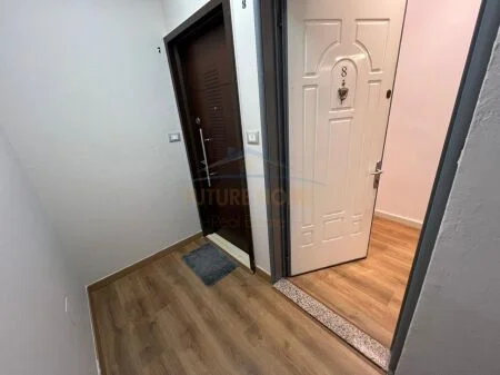 Shitet, Apartament 2+1, në Rrugën Irfan Tomini, Tiranë. AREA40097