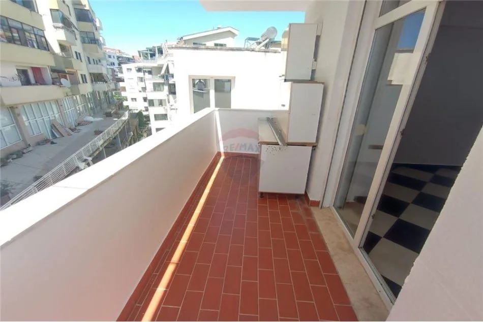 Tirane, shitet apartament 1+1 Kati 4, 71 m² 120.000 € (Kodra e Diellit)