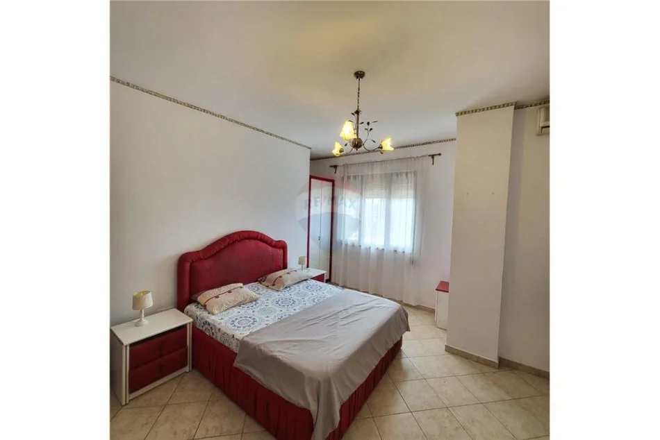 Tirane, jepet me qera apartament 2+1 Kati 8, 100 m² 650 € (Rruga e Kavajes - Qendër)