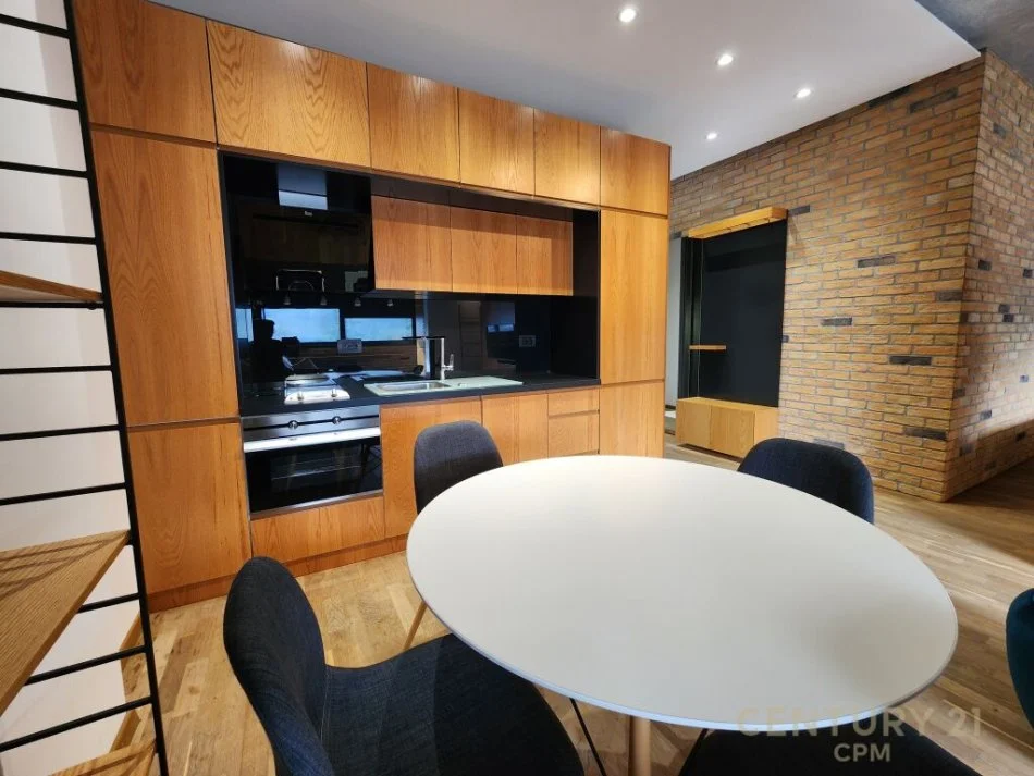 Tirane, jepet me qera vetem 1 dhome 1+1 Kati 4, 53 m² 550 € (liqeni i thate)