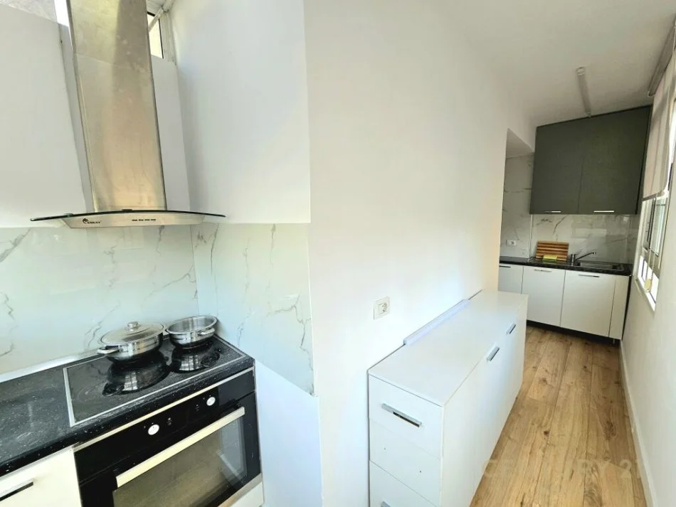 Tirane, shitet apartament 2+1 Kati 2, 72 m² 160.000 € (qender)