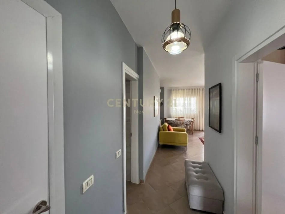 Tirane, shitet apartament 2+1 Kati 5, 140 m² 180.000 € (kodra e diellit)
