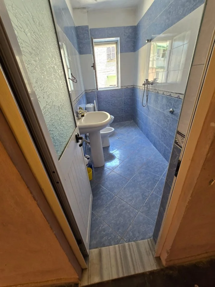 Tirane, shes apartament 1+1+Ballkon Kati 3, 60 m² 85.000 € (Irfan Tomini)