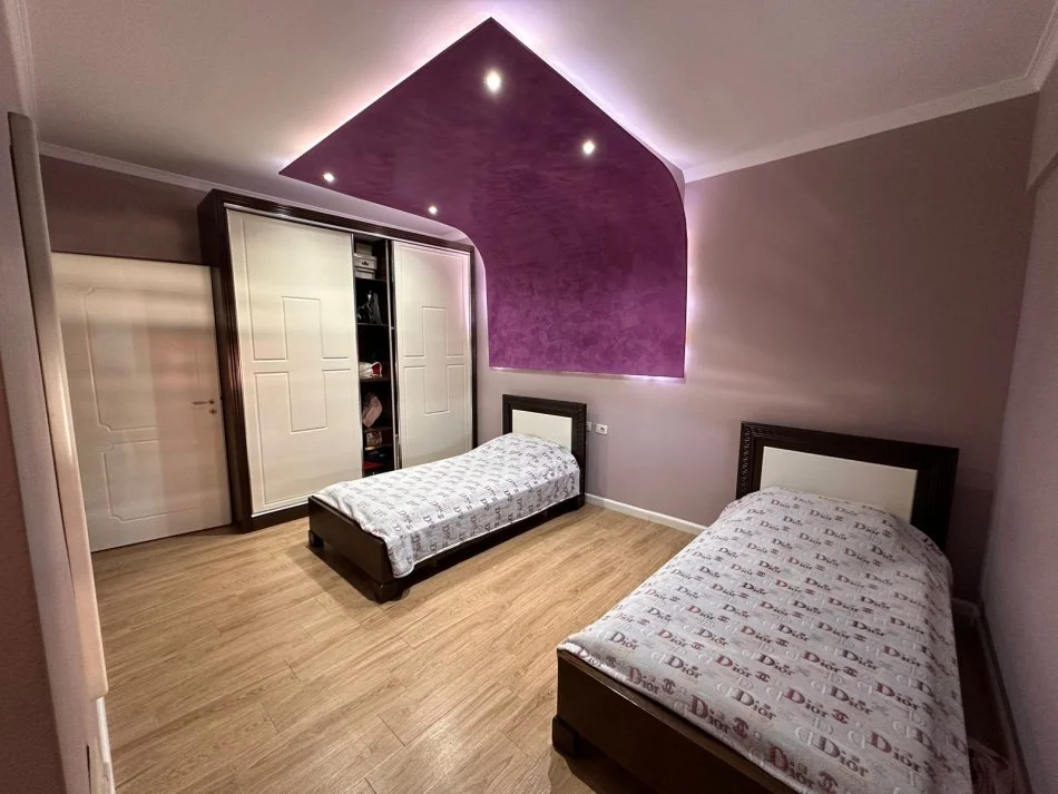 SHITET APARTAMENT 2+1+2 - YZBERISHT - 165.000 €