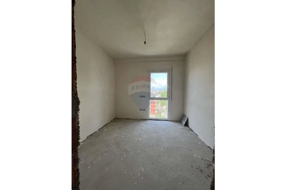 Tirane, shitet apartament 2+1 Kati 5, 118 m² 170.000 € (Treni - Bulevardi i Ri)