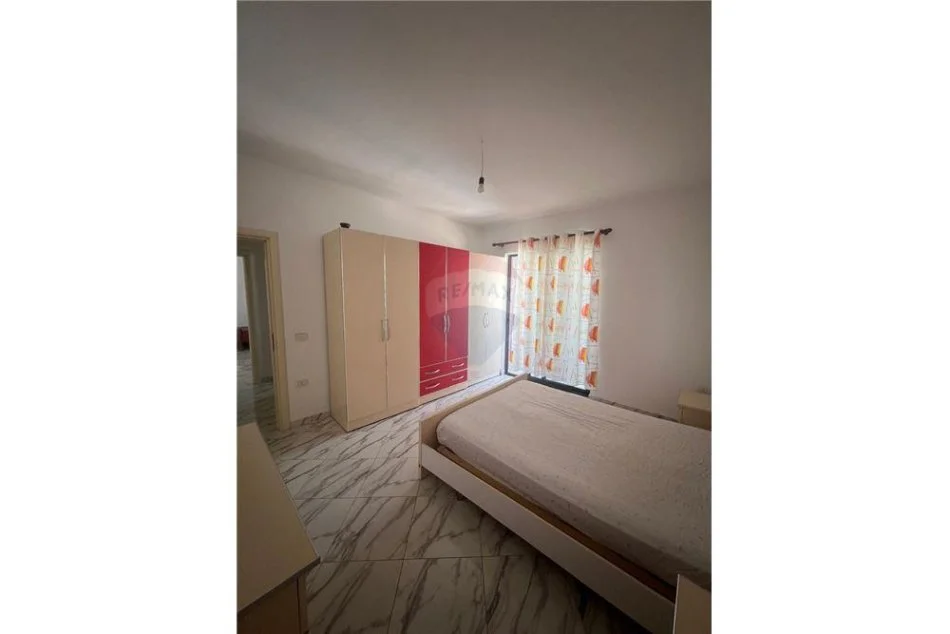 Tirane, jepet me qera apartament 2+1 Kati 7, 100 m² 500 € (Yzberisht - Spitali Amerikan 3)