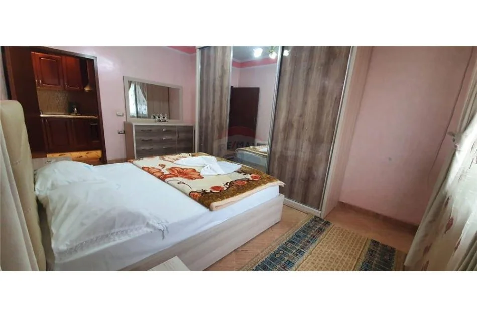 Tirane, jepet me qera apartament 1+1 Kati 9, 70 m² 600 € (Rruga e Kosovareve - Tirana e Re)