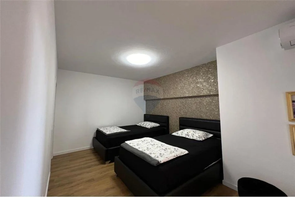 Tirane, shitet apartament 2+1 Kati 9, 138 m² 280.000 € (Rruga Frederik Shiroka - 21 Dhjetori)