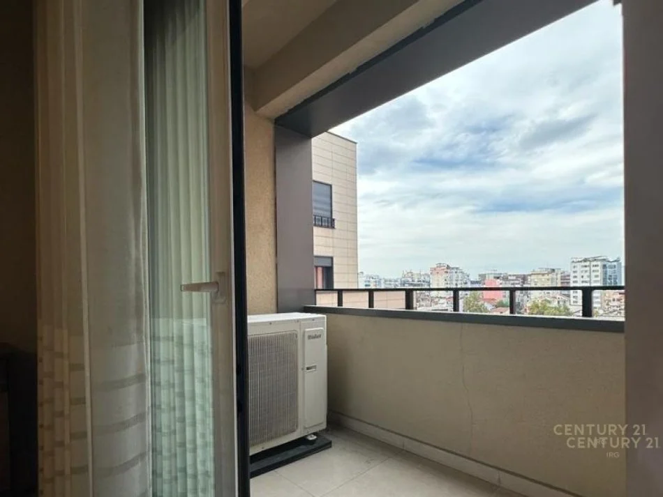 𝐓𝐢𝐫𝐚𝐧𝐞, 𝐣𝐞𝐩𝐞𝐭 𝐦𝐞 𝐪𝐞𝐫𝐚 𝐚𝐩𝐚𝐫𝐭𝐚𝐦𝐞𝐧𝐭 𝟏+𝟏 𝐊𝐚𝐭𝐢 𝟕, 𝟕𝟓 𝐦² 𝟗𝟎𝟎 € (𝐌𝐲𝐬𝐥𝐲𝐦 𝐒𝐡𝐲𝐫𝐢)