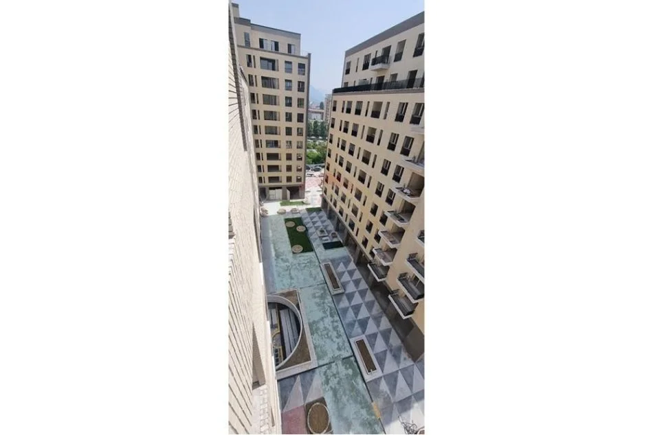 Tirane, shitet apartament 1+1 Kati 8, 69 m² 101.000 € (Fusha e Aviacionit)