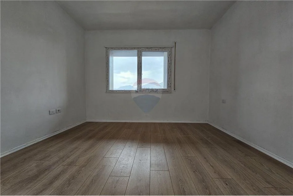 Tirane, shitet apartament 2+1 Kati 5, 97 m² 119.000 € (Rruga Ali Shefqeti - Shkoze - Ali Demi - News 24)