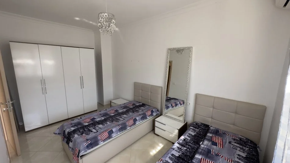 Tirane, jepet me qera apartament 3+1 Kati 7, 220 m² 600 € (Rruga Pandi Dardha)