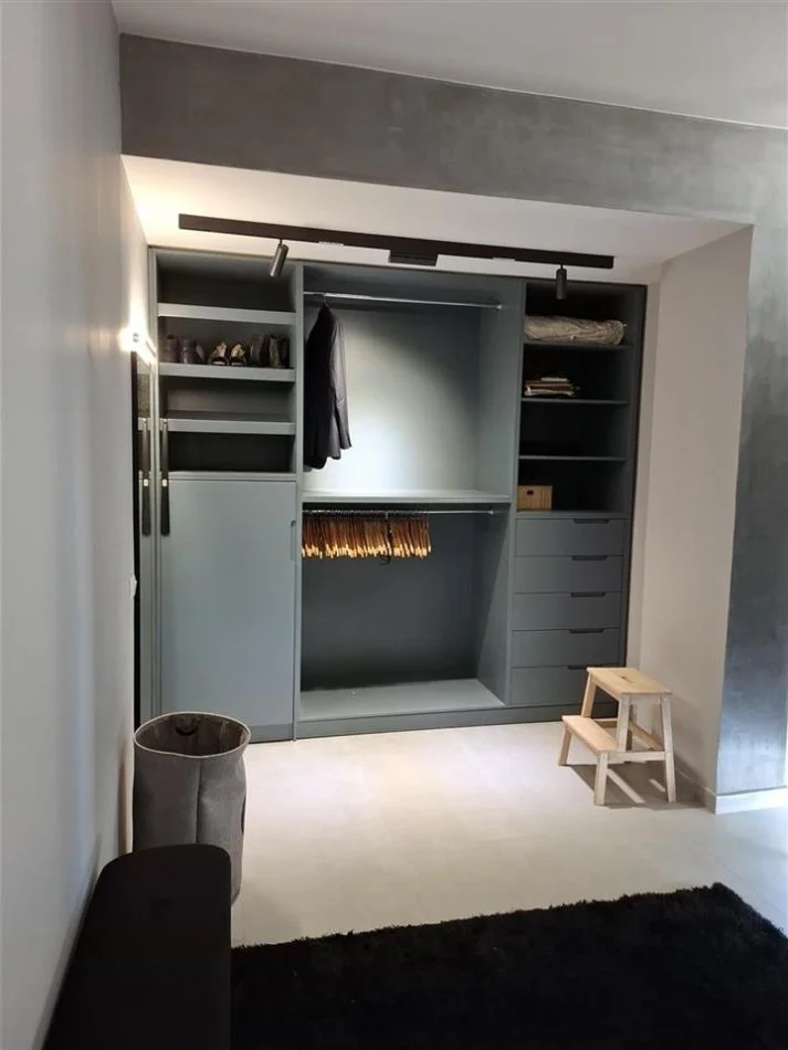 Tirane, jepet me qera 1+1+Ballkon Kati 9, 59 m² 850 € (rruga e kosovareve)