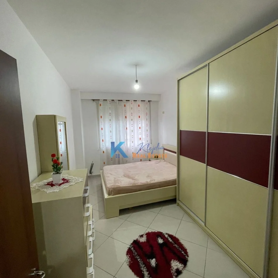 Tirane, jap me qera apartament 2+1+Ballkon Kati 5, 116 m² 600 € (Astir)