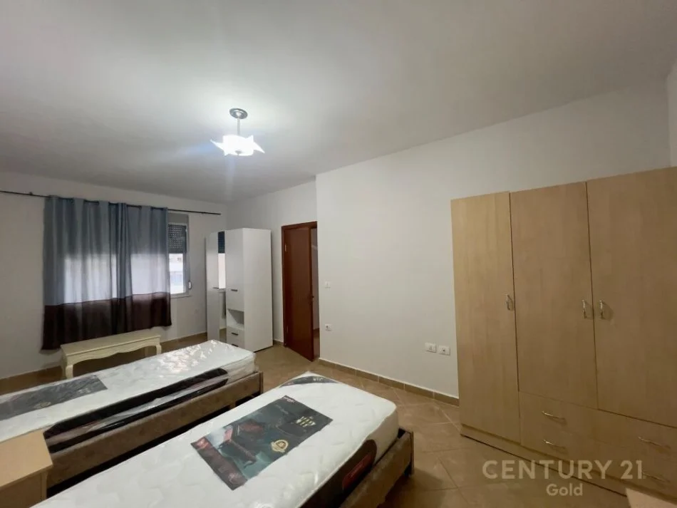 Tirane, jepet me qera apartament 1+1+Ballkon Kati 6, 550 € (Rruga e Dibres)