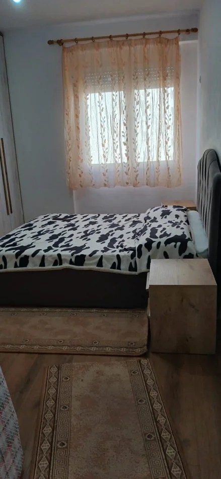 Shqiperi, jap me qera apartament 1+1+Ballkon Kati 5, 60 m² 600 € (21 Dhjetori)