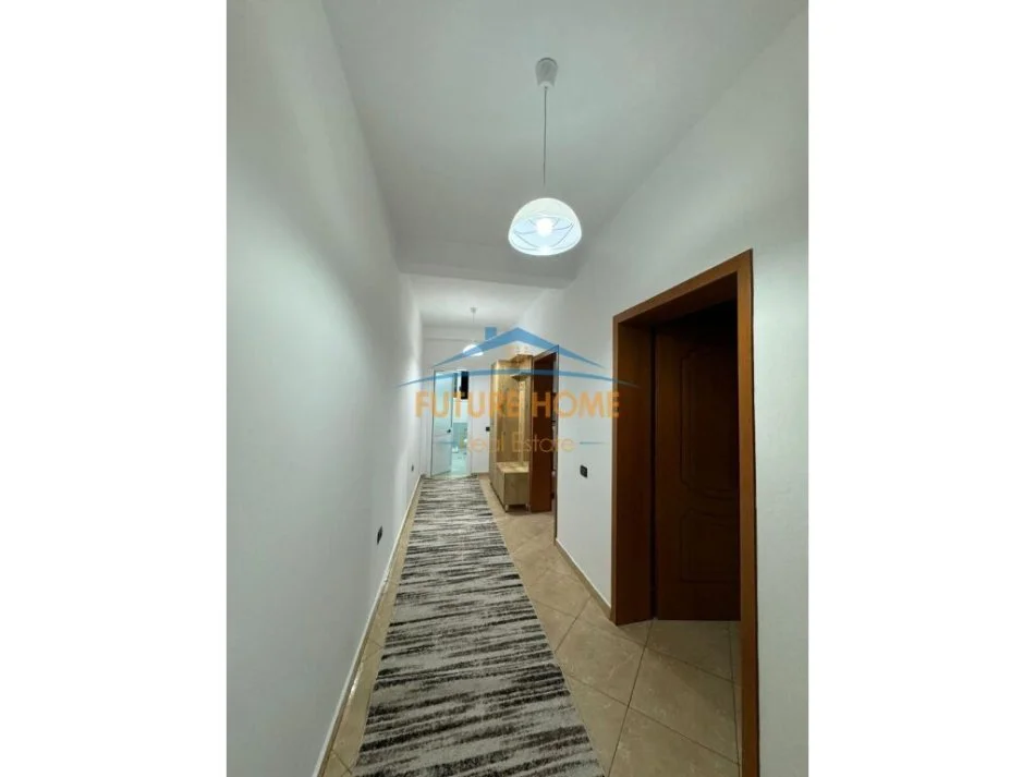 Tirane, jepet me qera apartament 1+1 Kati 4, 90 m² 500 € (5 maji)
