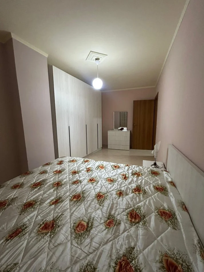 Tirane, shitet apartament 2+1 Kati 3, 95 m² 128.000 € (FRESK)