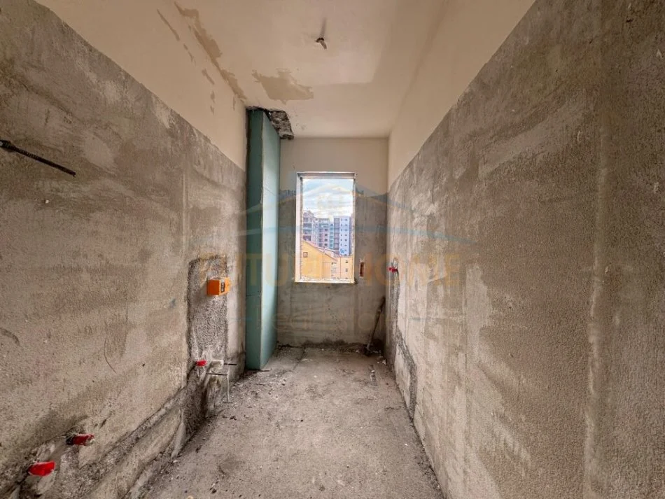 Tirane, shitet apartament 2+1 , 116 m² 100.550 € (KAMEZ)