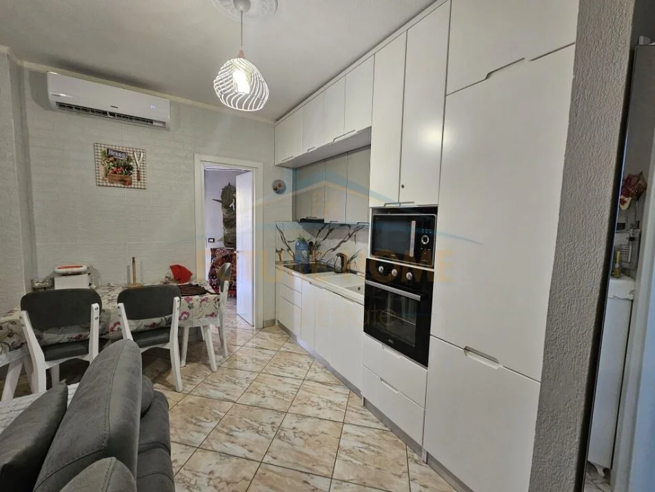 Golem, shitet apartament 2+1+Aneks+Ballkon Kati 3, 55 m² 90.000 € (golem)