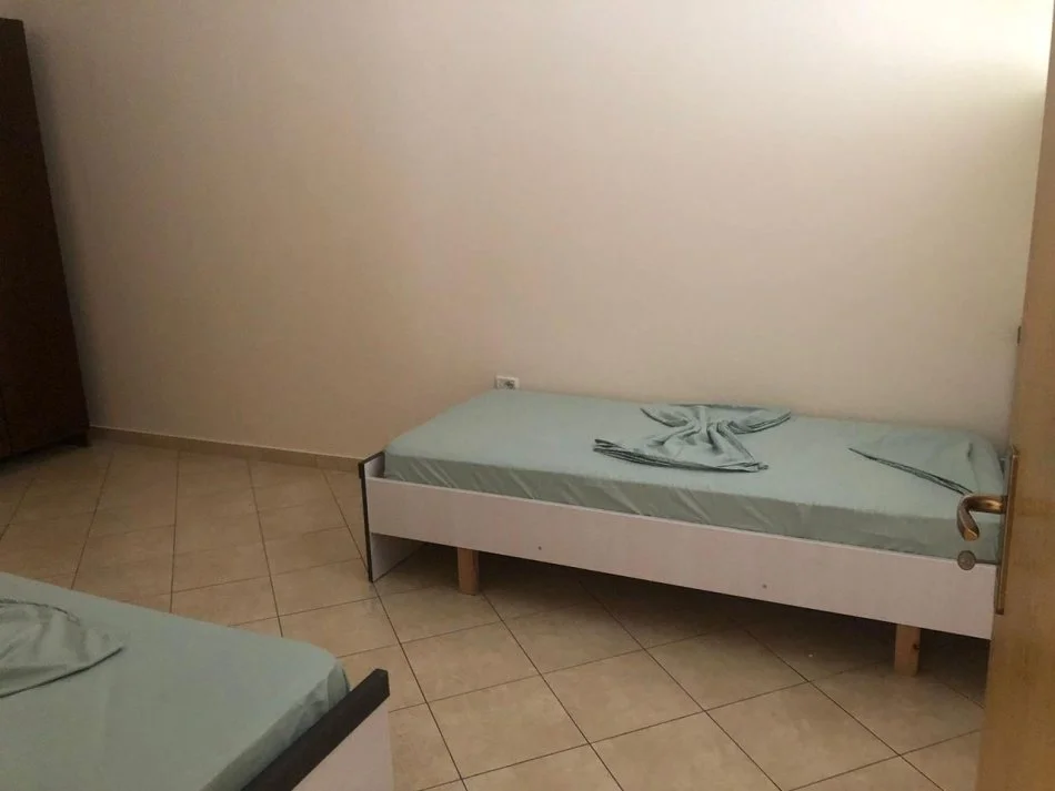 Tirane, jap me qera apartament 2+1+Ballkon Kati 3, 90 m² 600 € (Don Bosko)