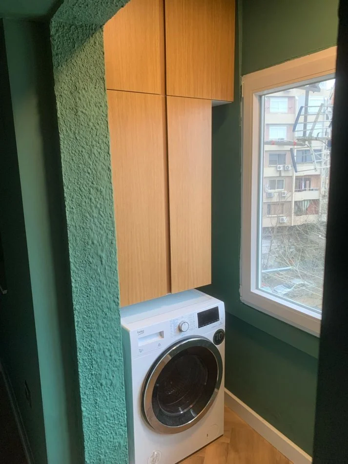 Tirane, jepet me qera apartament 1+1+Ballkon Kati 4, 60 m² 600 € (Qender, prane Kafe Europa)