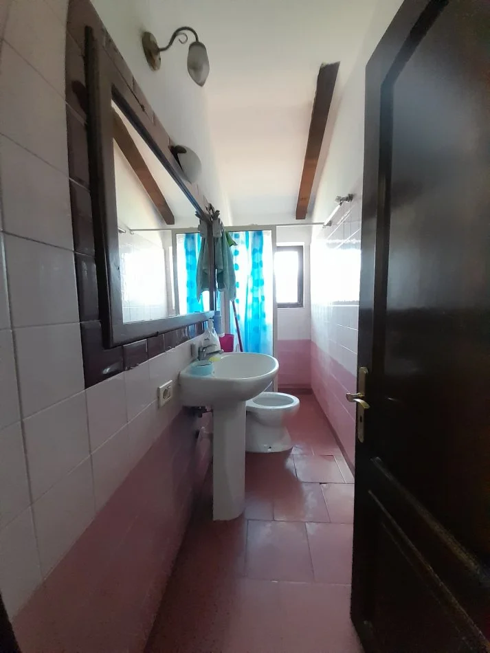 Tirane, shitet apartament 3+1 Kati 3, 117 m² 155.000 € (Rruga 4 Deshmoret)