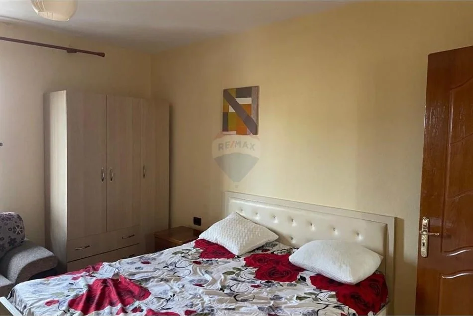 Tirane, jepet me qera apartament 1+1 Kati 5, 67 m² 350 € (Shkolla Baletit)