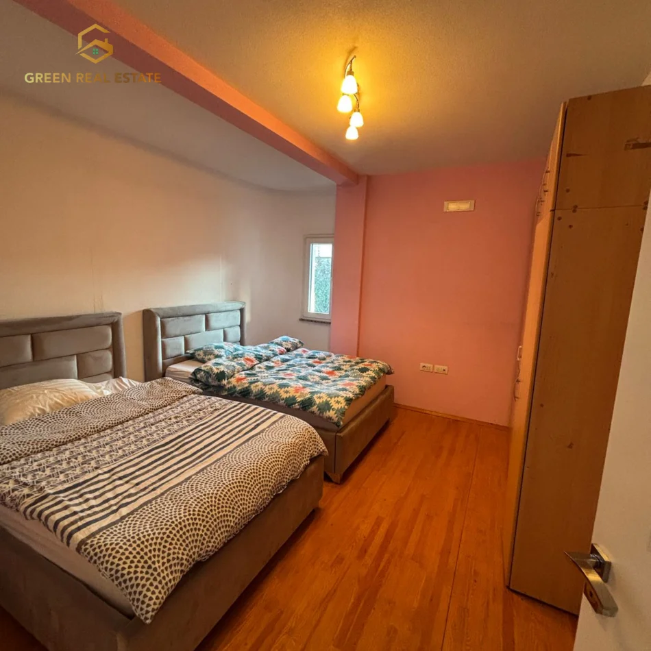 Tirane, jepet me qera apartament 2+1 Kati 2, 90 m² 400 € (sauk)