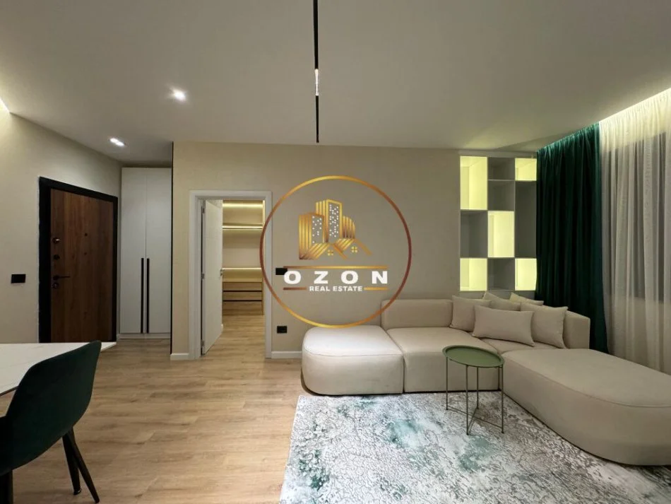 Tirane, jepet me qera apartament 1+1 Kati 5, 57 m² 700 € (Pranë Pazari të Ri, Rr. Tefta Tashko Koço)